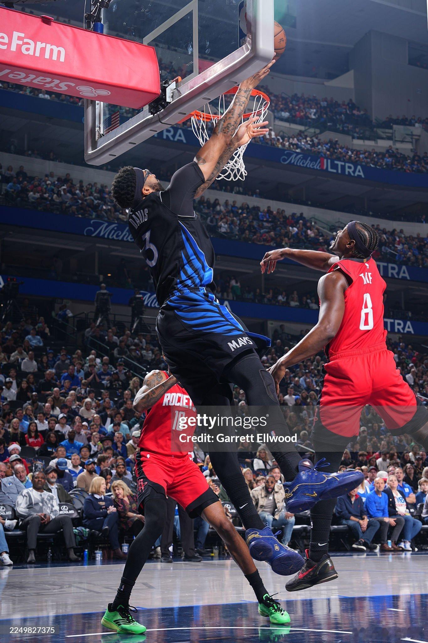 MFFL 上半场结束，我牛57比57打平火箭。大家来说说观赛体验。火箭vs独行侠