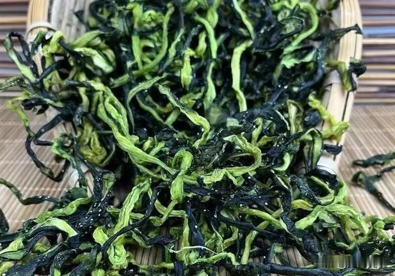 端午前后，把这5种菜都晒成干，比新鲜的更好吃，放一年还不坏！
端午前后露地蔬菜集
