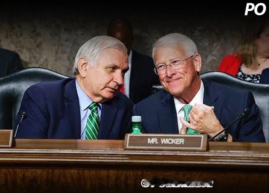 ❗美国参议员要求特朗普提供美国军方人员在加勒比海对船只发动袭击的法律依据。玻利瓦