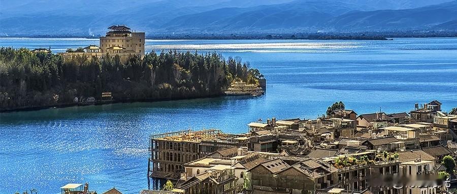 旅游城市民宿前景
有喜有忧
一方面
前景光明
旅游消费升级
人们追求个性住宿
民