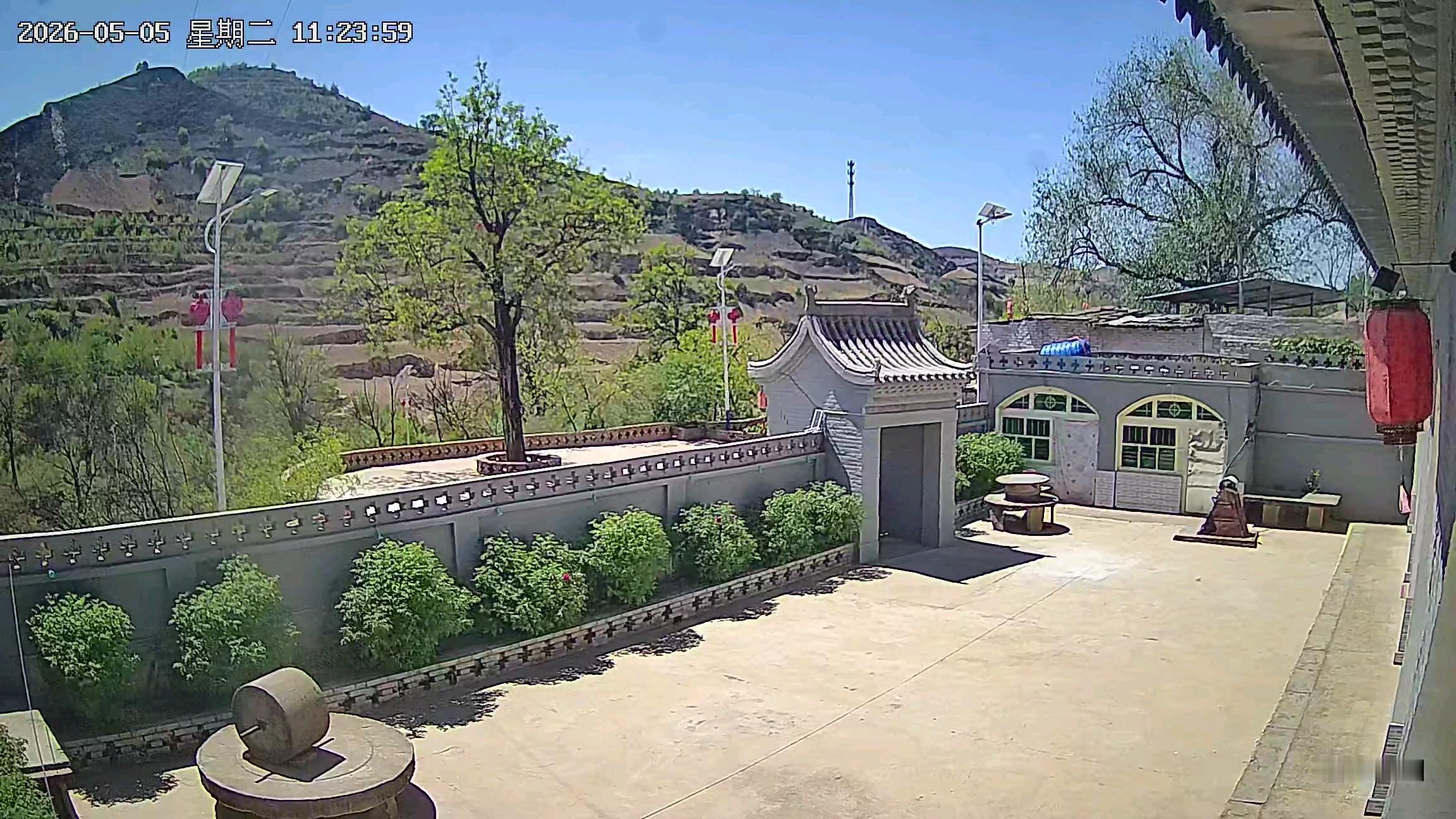 立夏，夏天悄悄的来了不过还是凉快