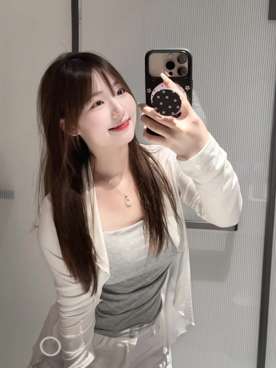 16pro对镜拍🤳