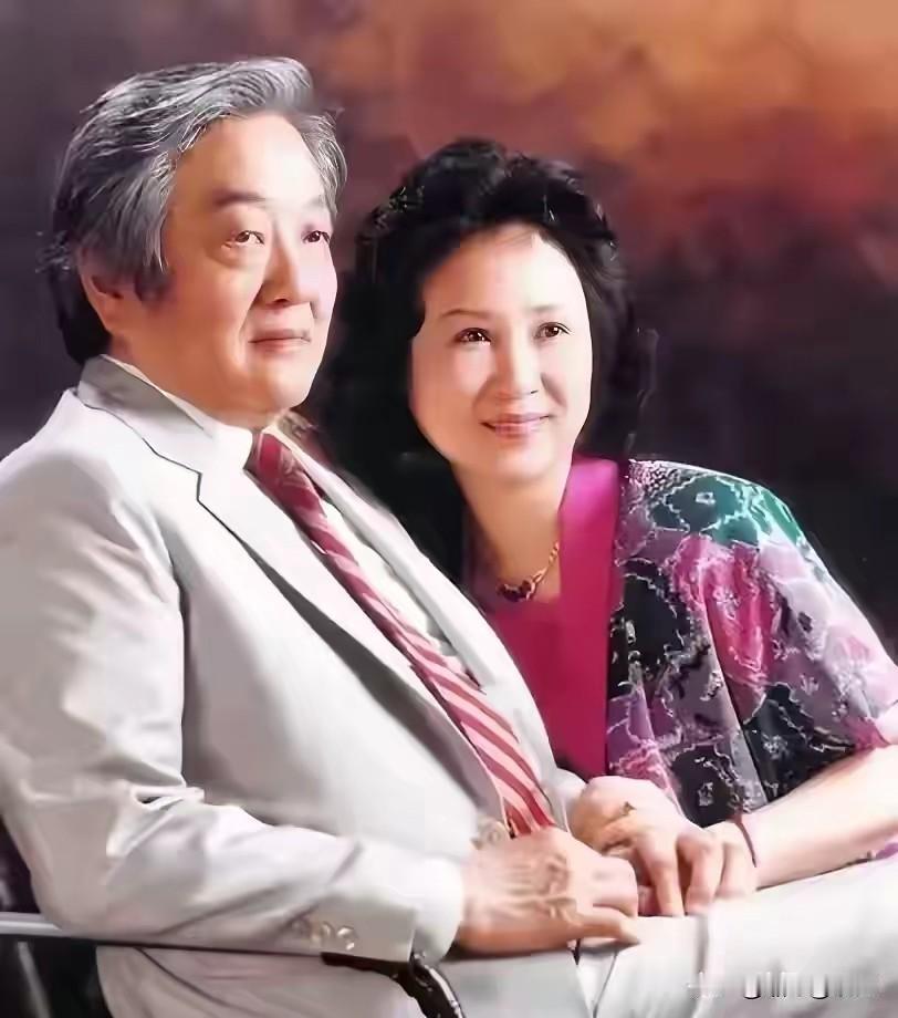 你以为如果人生可以重来，琼瑶会选择离开平鑫涛吗？不会的，琼瑶还是会选择平鑫涛。她