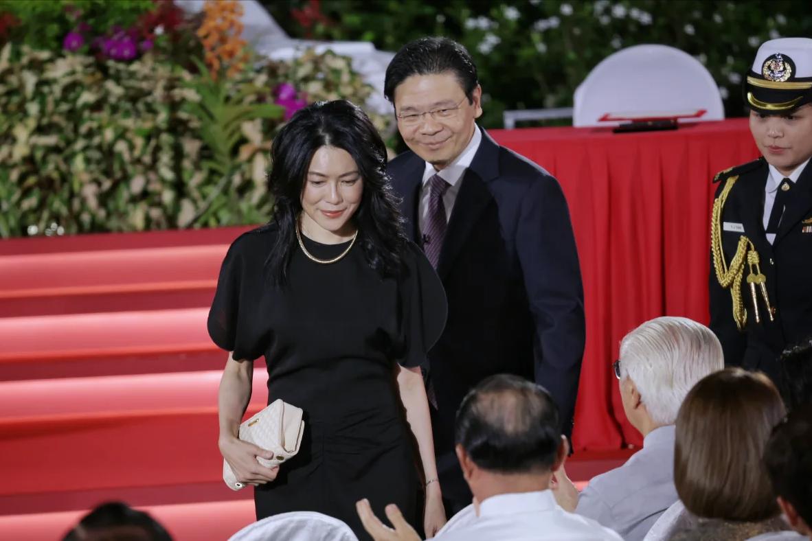 黄循财，妥妥人生赢家！

新任新加坡总理，不仅事业成功，还家庭幸福，儿女双全，
