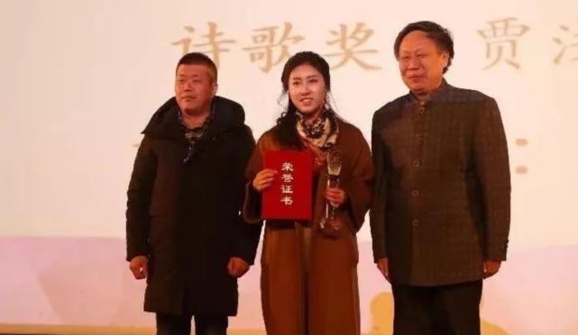 贾浅浅终于被处理了。

今天，西北大学刚通报了贾浅浅16篇论文里9篇大段抄袭、6