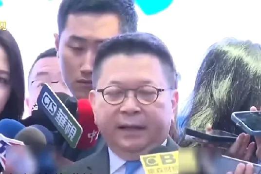 7月30日，台媒称:“昨天，岛内传美拟对台课征22%关税，并要求投资5000亿美