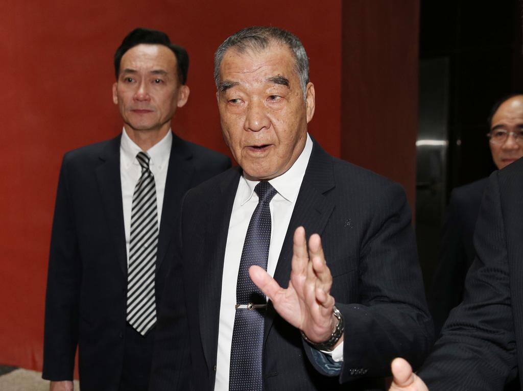 儿子陷招妓丑闻，邱国正向蔡英文请辞未获准。据爆料，邱国正之子曾在岛内情报系统当间
