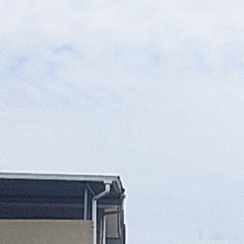 好好生活，慢慢释怀。不必揪着过往耿耿于怀，允许情绪慢慢沉淀。那些辗转的焦虑与不安