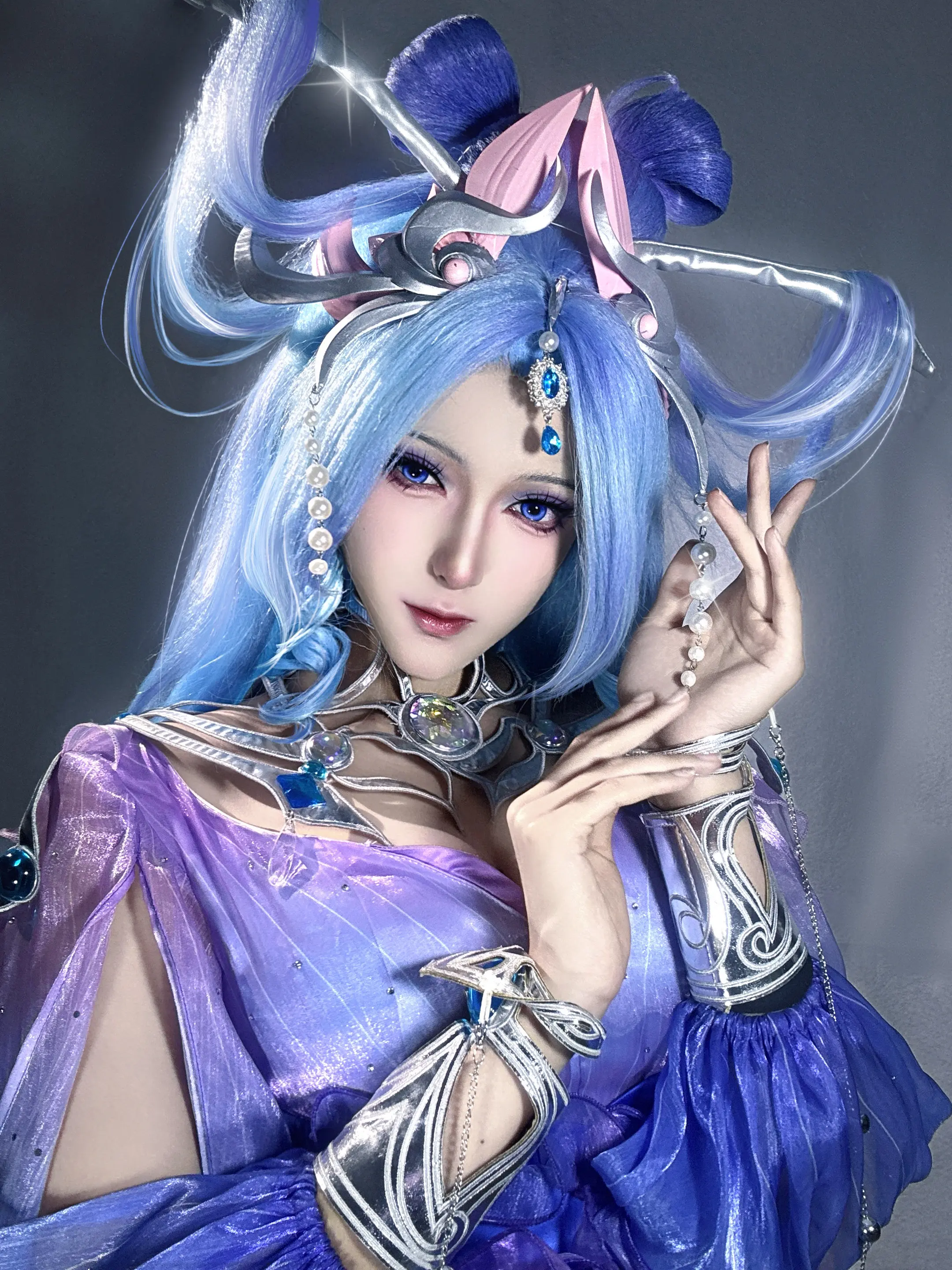 “莫回首 梦觉已千秋”
