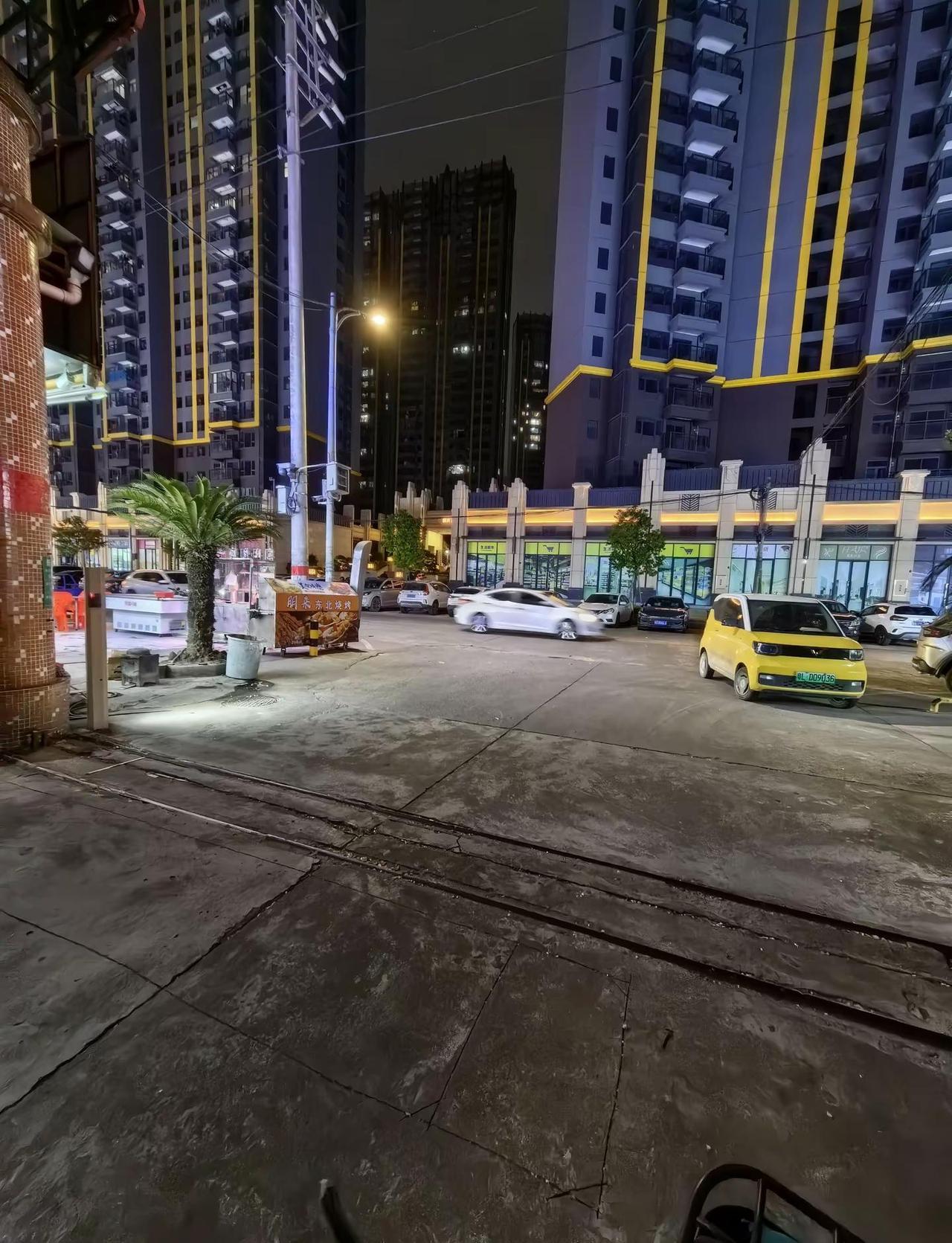 论天气变化快，还得看广东，昨天还是夏天，今天就是冬天了