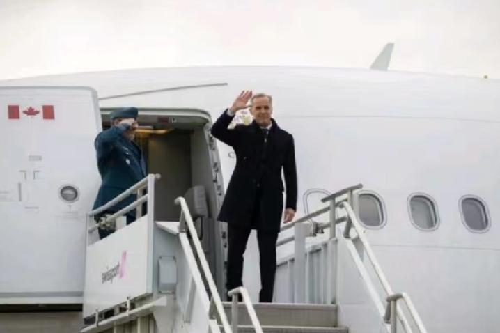 1月14日，卡尼在启程前往中国前对媒体说:“中国是加拿大的第二大贸易伙伴，也是世