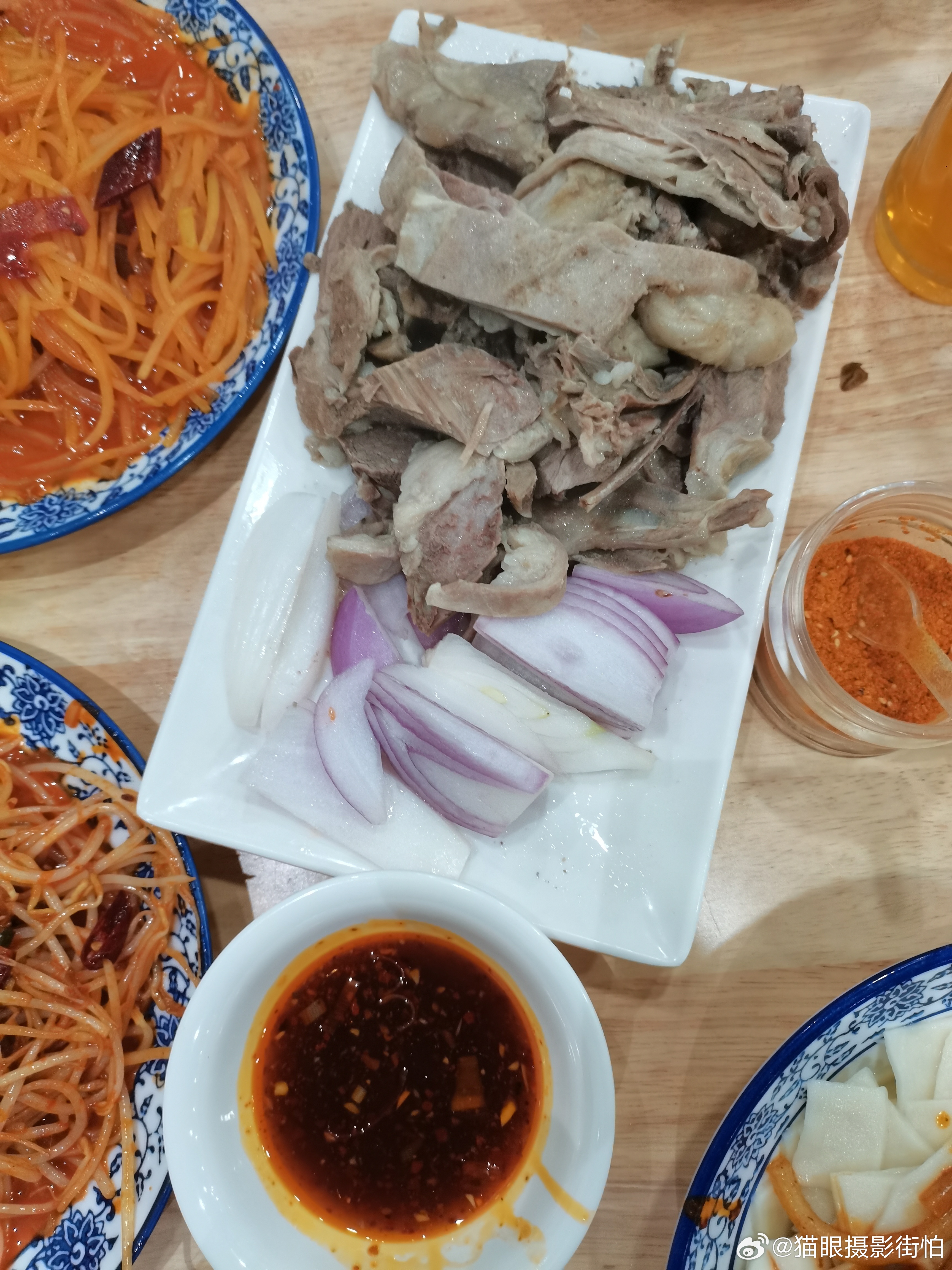 #舌尖上的美食# 唯有美食和街拍是我的最爱。 ​​​