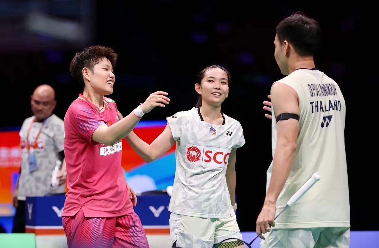 德苏组合退赛，韩国组合简直血赚，真的一黑到底了！
凤凰组合亏麻了，但是谁让你自己