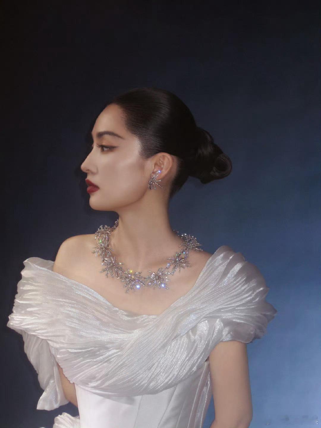 李沁黑天鹅与白天鹅李沁拍摄碎片李沁拍摄碎片，哇塞，[色][色] ​​​