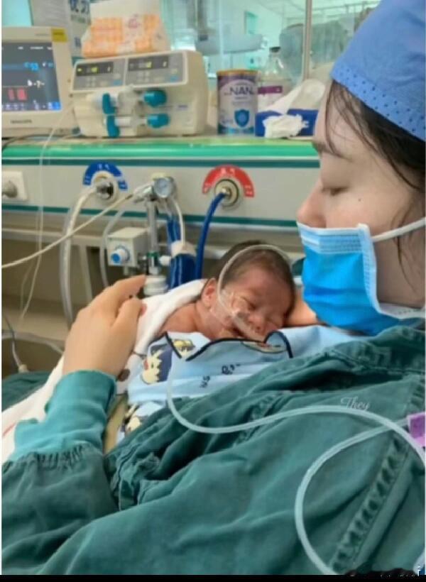 马立奥Leo[超话] 小小松嘎合集1.0感谢照片记录了小小松嘎点点滴滴的成长[哇