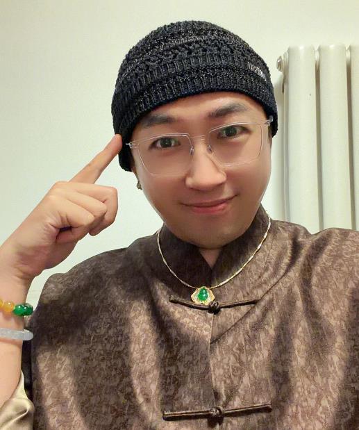 于正 我跟哲远没有恩怨 于正发文谈自己与陈哲远关系：“我跟哲远没有恩怨，就是在互