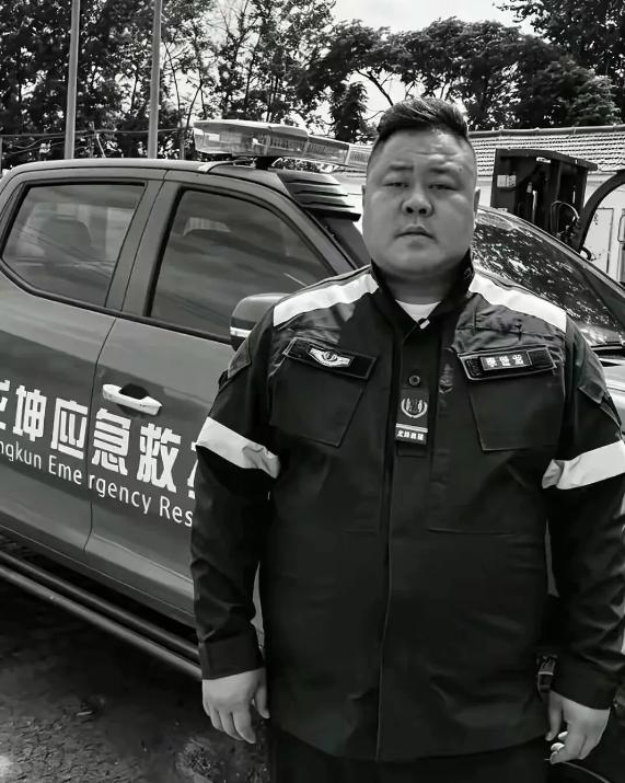 寿光37岁救援队长的最后一护：他用命换下了别人家的顶梁柱！2026年6月14日，