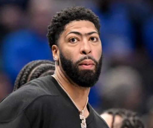 安东尼-戴维斯在一档篮球节目中回忆说：“2020赛季在NBA迪士尼泡泡园区内，每