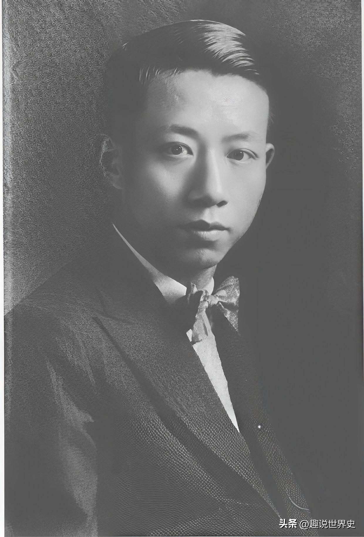 轶事一则：建筑师造字
1953年，清华建筑系教授蔡方荫上课时发现，学生埋头记“混