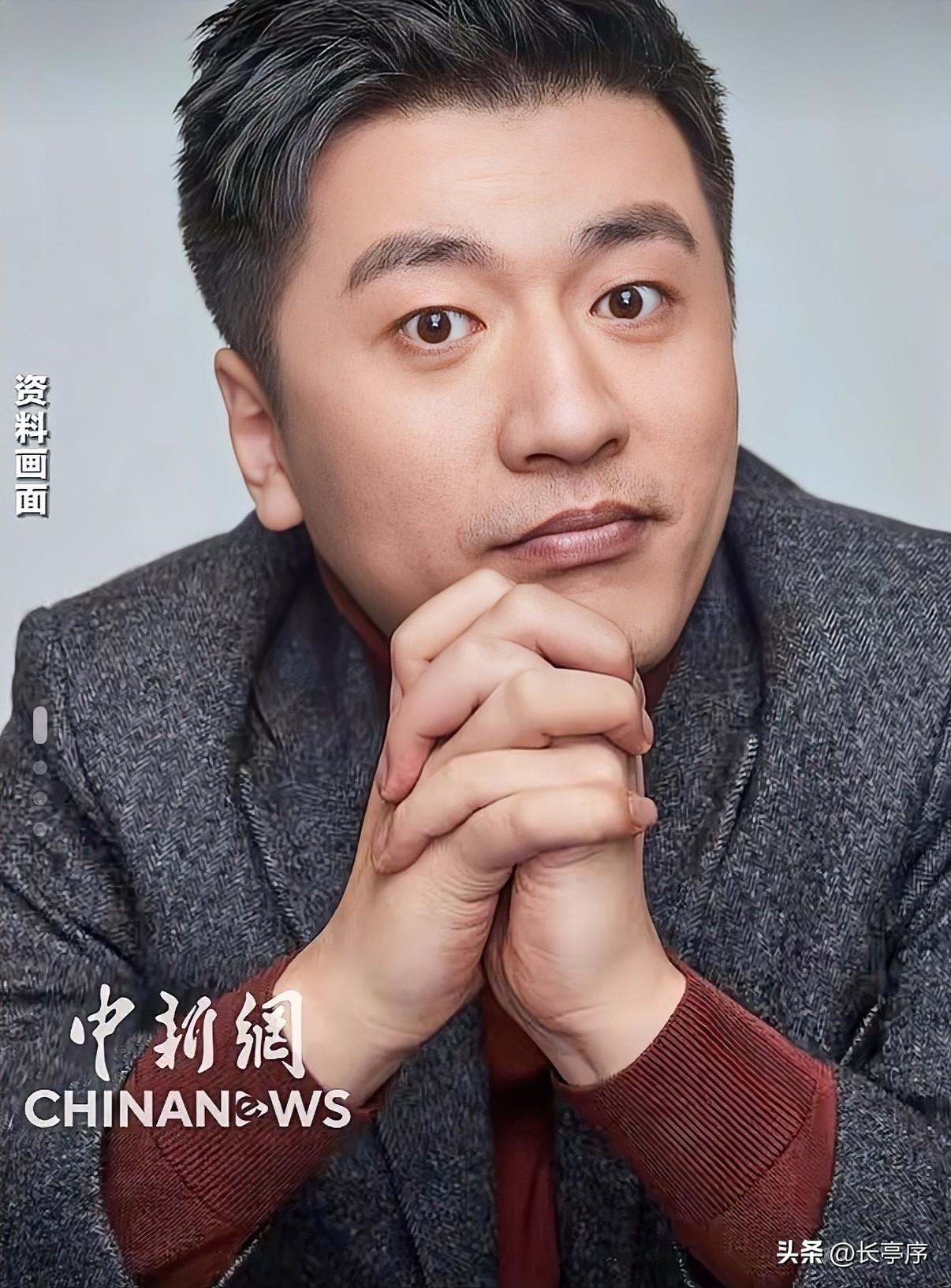 无论是线上还是线下的张雪峰他经常跟学生说的一句话就是学习是这辈子最简单的事。他说