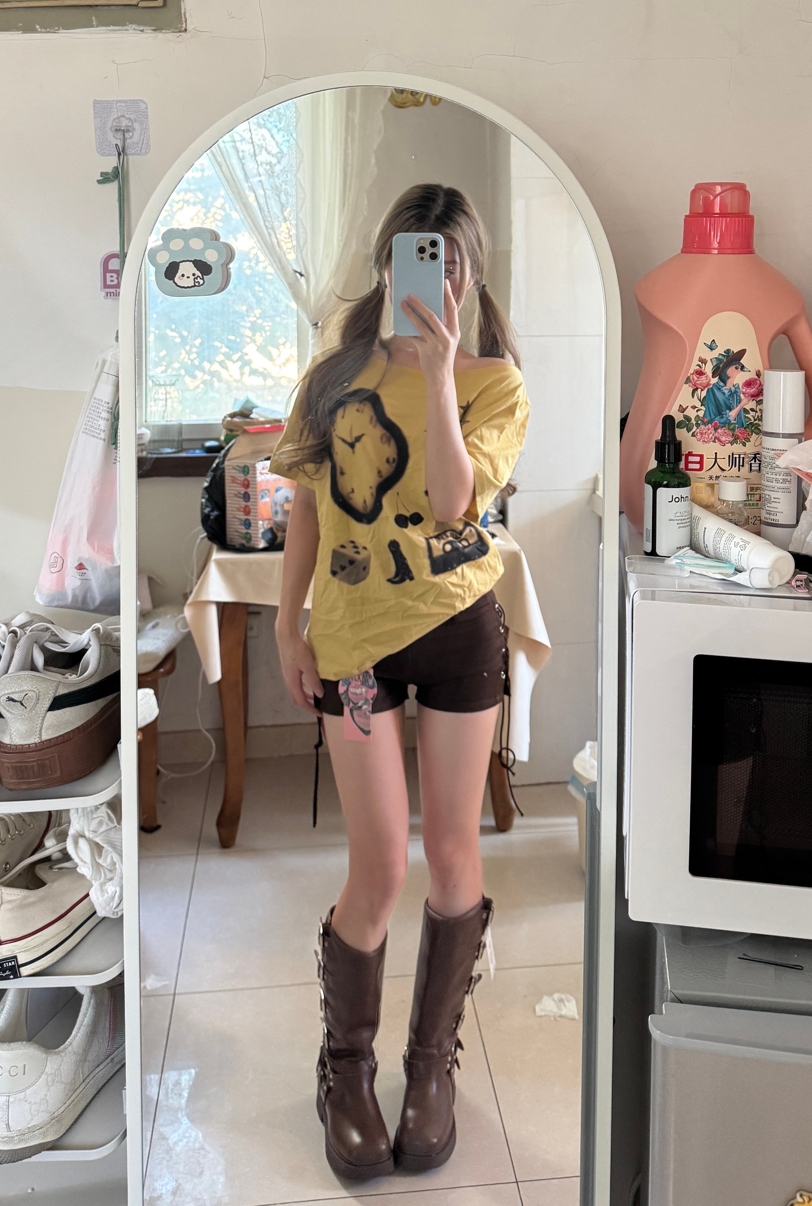 要不要留下这两套衣服鞋子！！！ ​​​