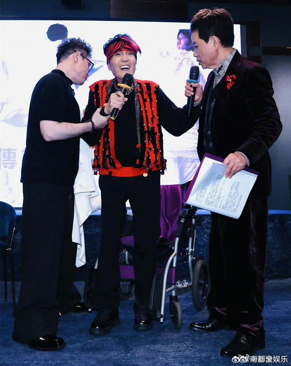 歌手林冲去世钻石原唱林冲去世“钻石歌王”林冲于7月7日晚间去世，享年92岁。据悉