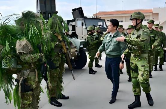 中日交恶，日本3大动向危险，解放军通告日本，中英双语传遍全球
 
回望历史，日本