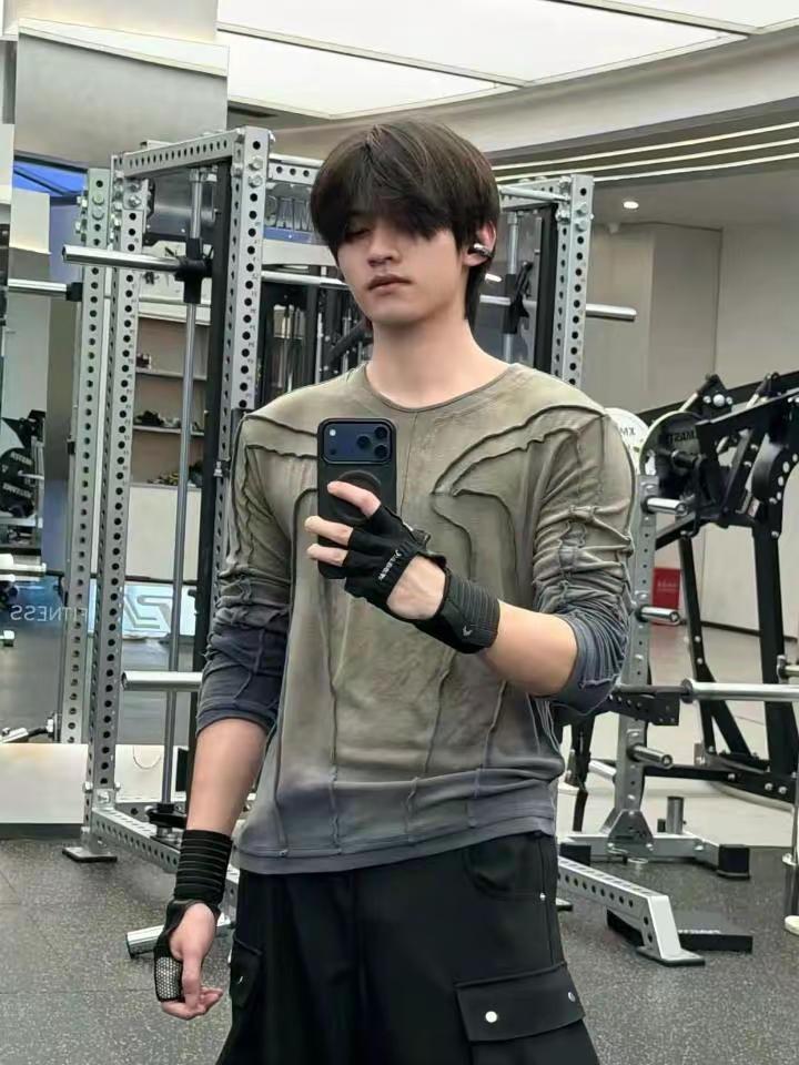 这是谁家孩子也太帅了吧，原来是我家云旗啊。