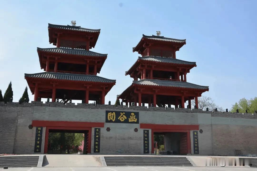 函谷关招聘暑假大学生了。
01
直播专员2名

演职岗位：直播专员2名
基本要求