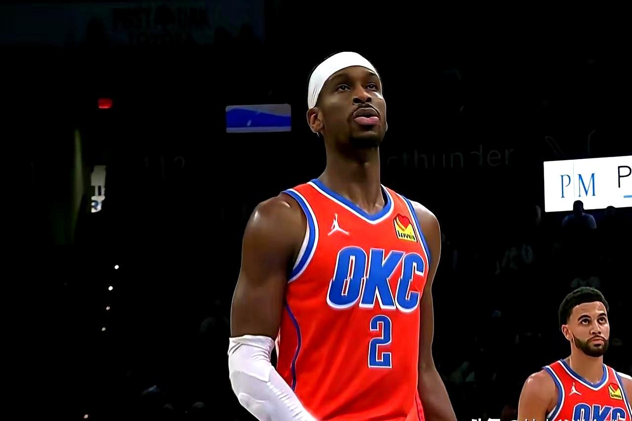 今天再大胆预测下，明年NBA总冠军还得是雷霆队！去年我就说他们能拿冠军，好多人喷