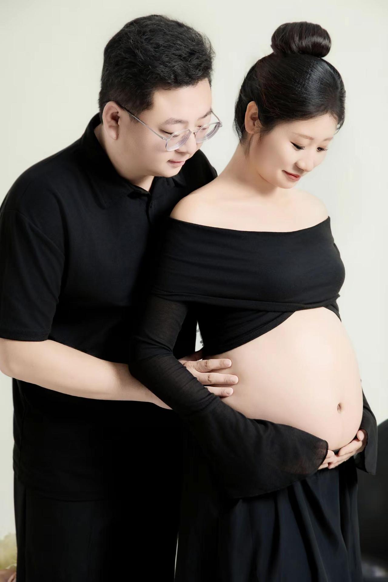 孕育之美！宝贝，虽然不曾见面，我们全家已深爱你在心底！一个身体两个心跳 珍惜和宝