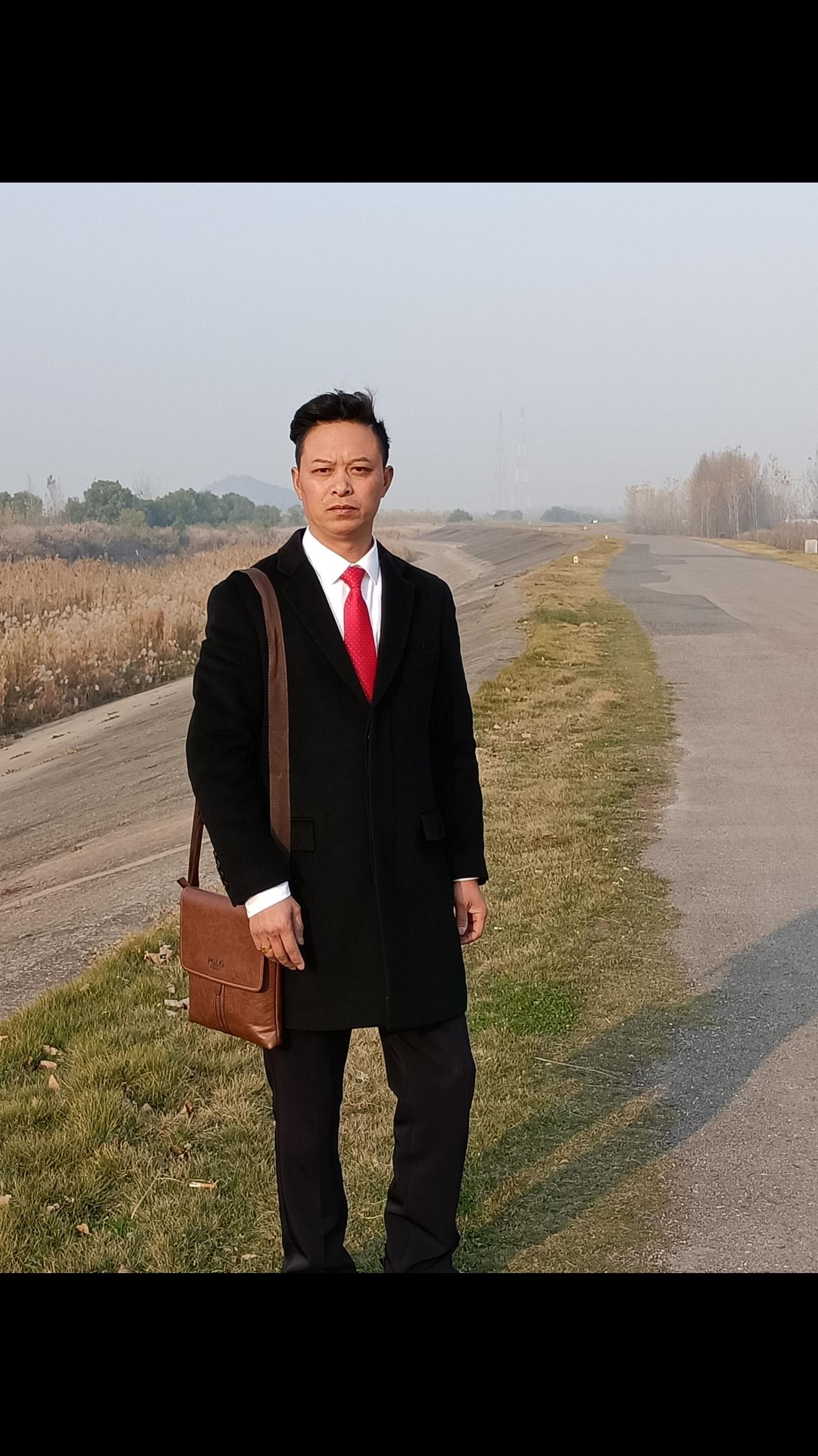 我也不再是当年的哥