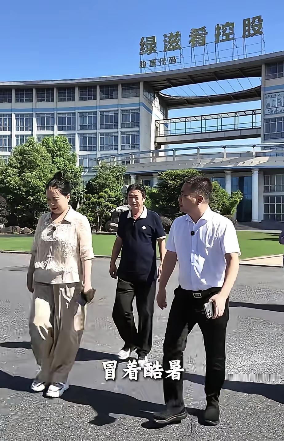 二八换子事件，许敏追查真相。追查真相的许敏，今天又是对阻碍追查真相的人，一场痛击