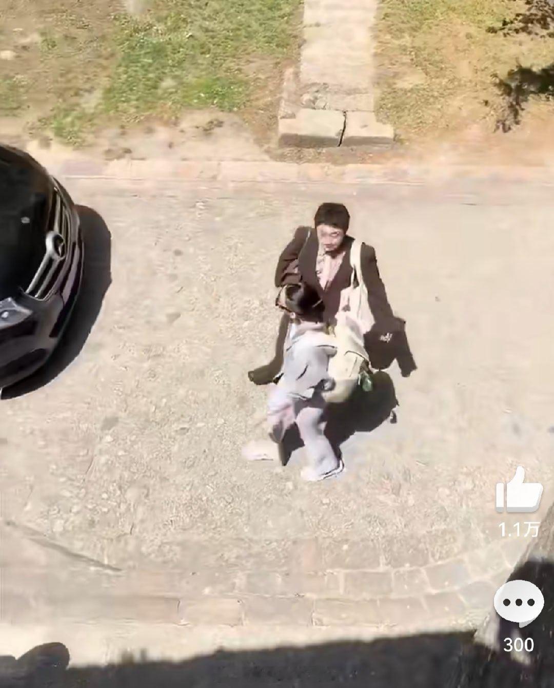 奚梦瑶结束婚礼后自己背个包就走了 松弛感拉满了