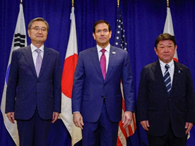 美日韩外长发表声明，不许改变台海现状，高市求见特朗普被冷落