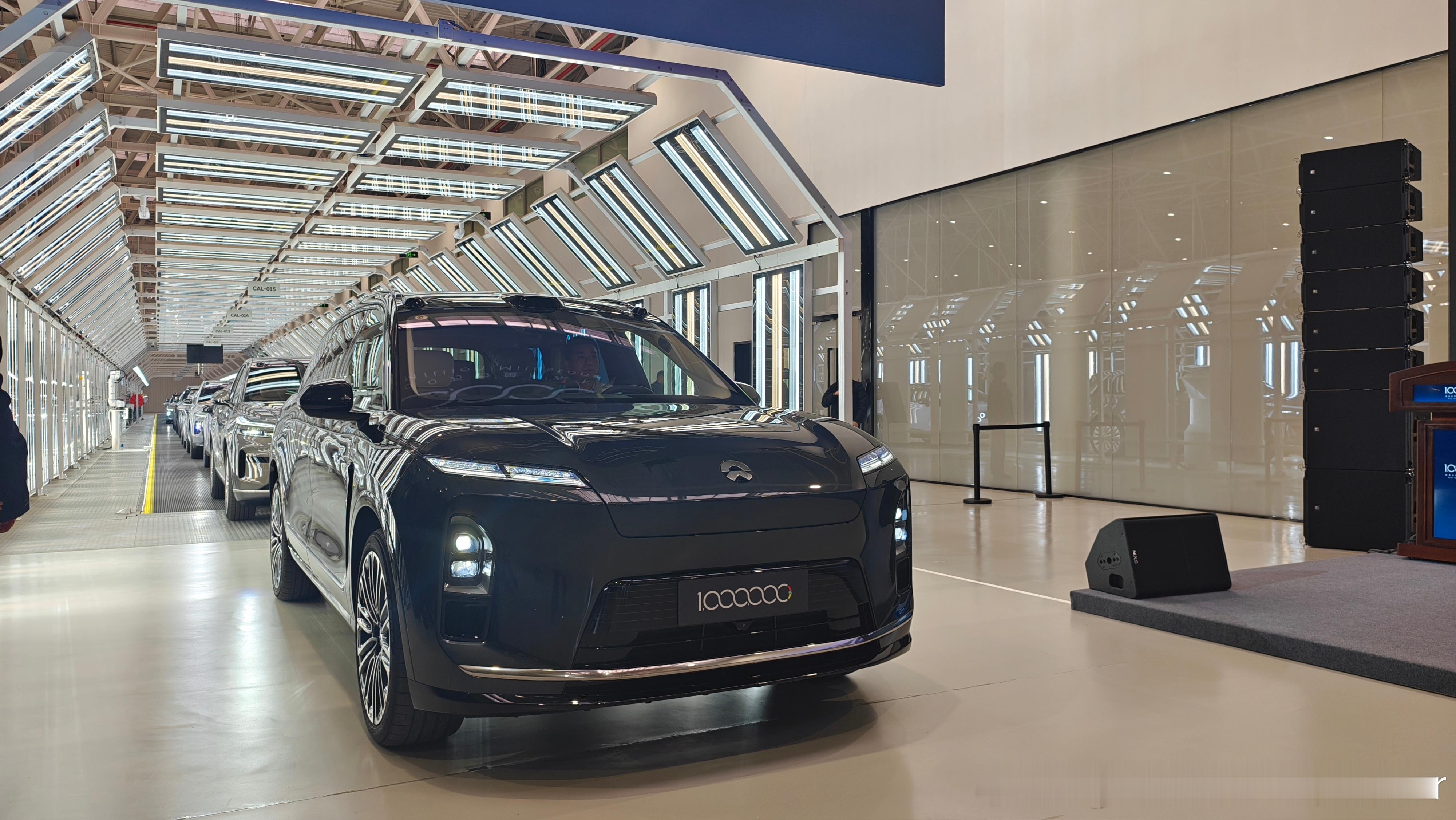 2018 年 5 月，第一台蔚来 ES8 下线，到今天 2026 年 1 月，第