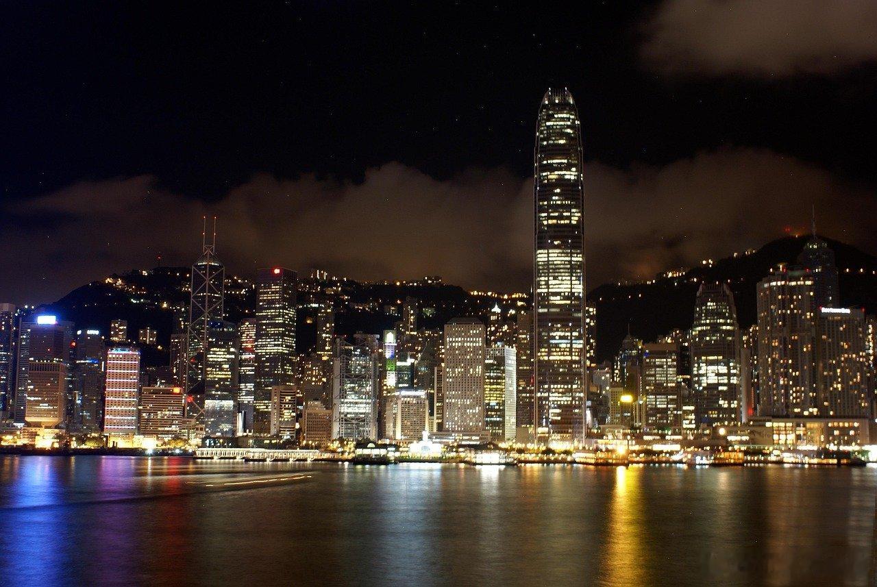 商汤将携手香港科技园建设智算中心，商汤大布局该咋看？商汤6月16日与香港科技园公