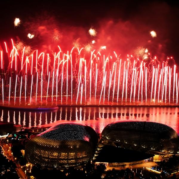 中国第15届全运会开幕了，本届全运会创下了太多的“世界绝无仅有”。

2025年