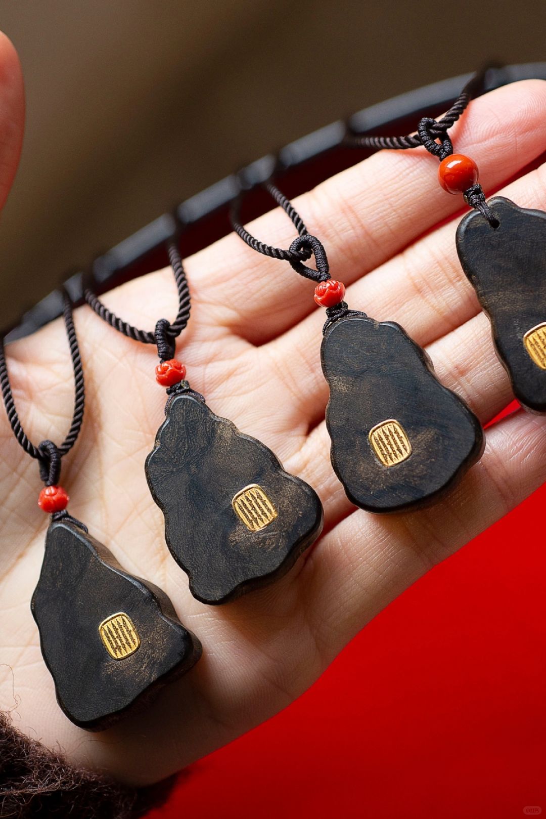 沉香镶嵌18k金【五条经文】