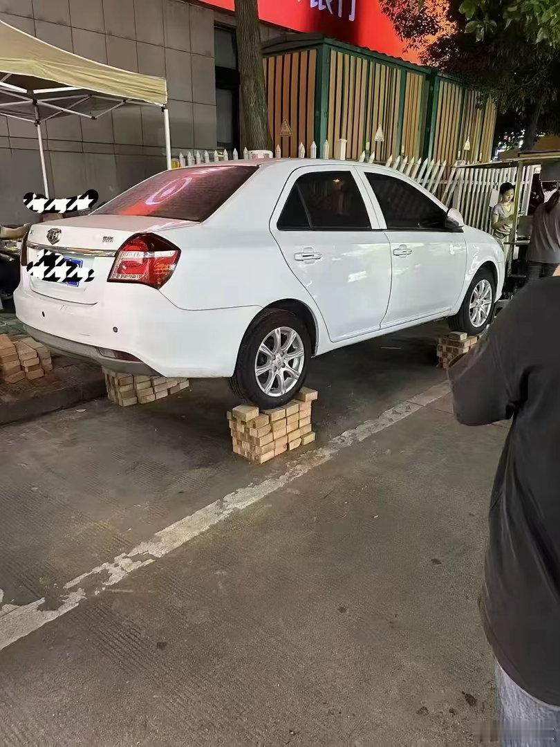 车主台风前预判了各种可能 但是还是失算了 