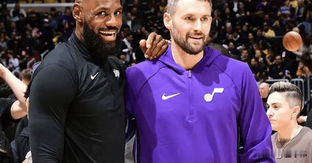 老詹何时退役？乐福谈好兄弟詹姆斯：

“勒布朗什么时候会退役？”

“这是很多人