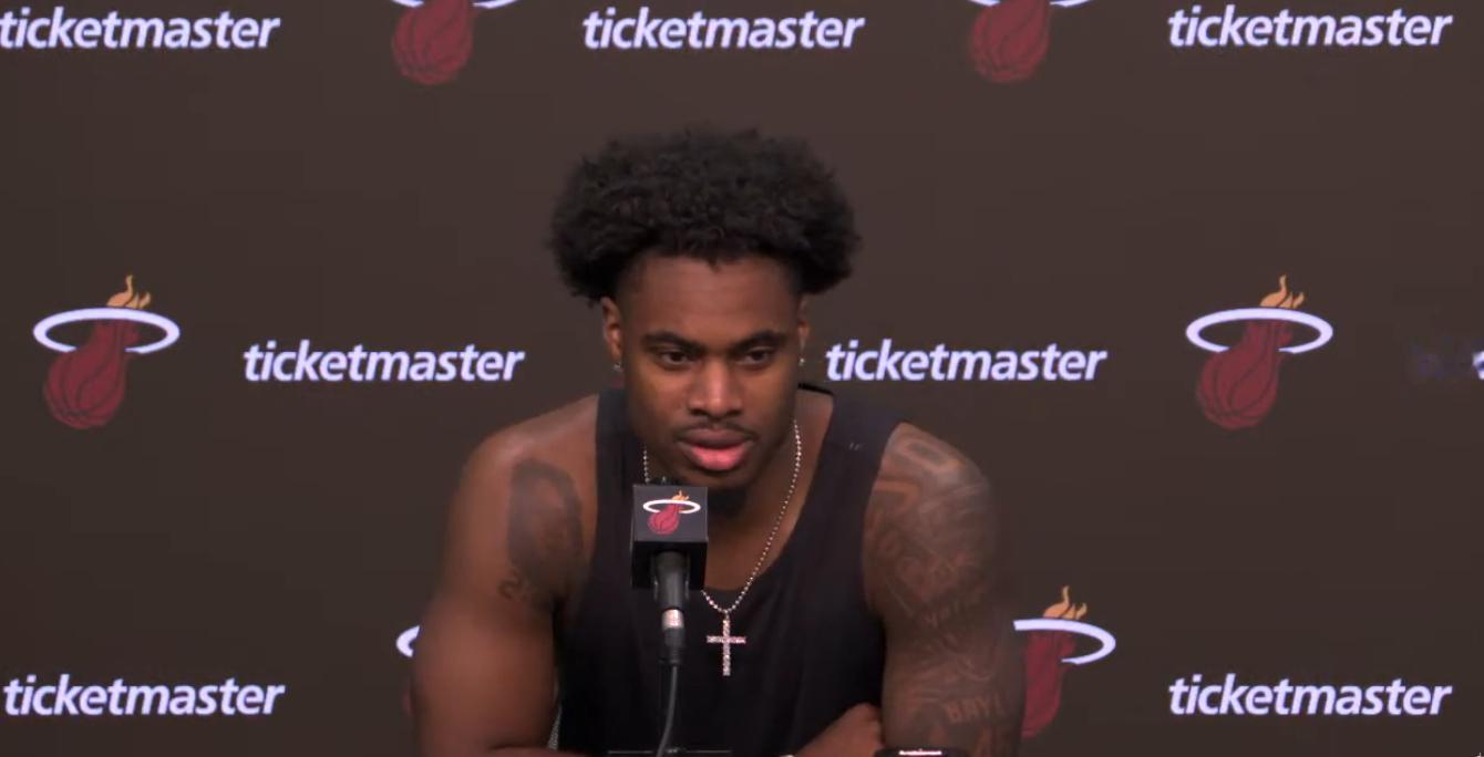 小米切尔赛季结束采访：关于重拾控卫角色：“他说自己在热火终于能够像个真正的控卫那