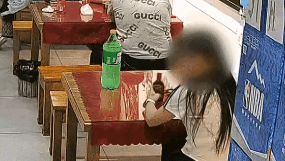 案例解读：专盯酒驾的“仙人跳+碰瓷”敲诈团伙
 
一、完整作案套路拆解
 
1.