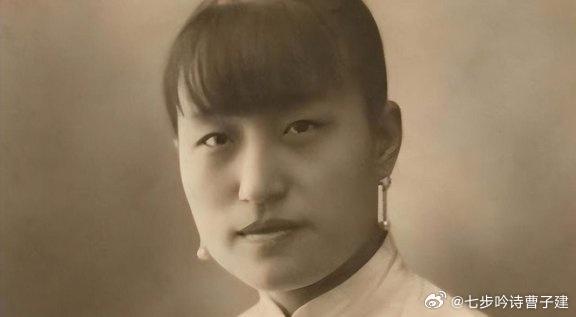 1949年2月，台北士林官邸的卫队班长接到一道奇怪命令：凌晨三点前，必须送上两壶