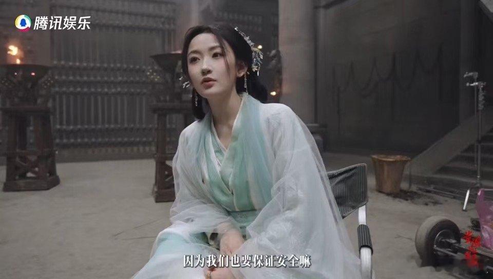 韩雨彤担心审美跟不上观众 韩雨彤怕进步速度跟不上观众私下韩雨彤始终保持学习习惯，