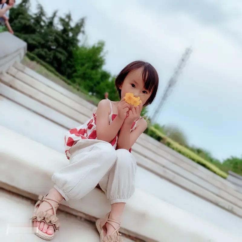 陪孩子成长，是一场充满惊喜的旅程。就像小菲，即便工作忙碌，也跨城奔赴，两周一次去