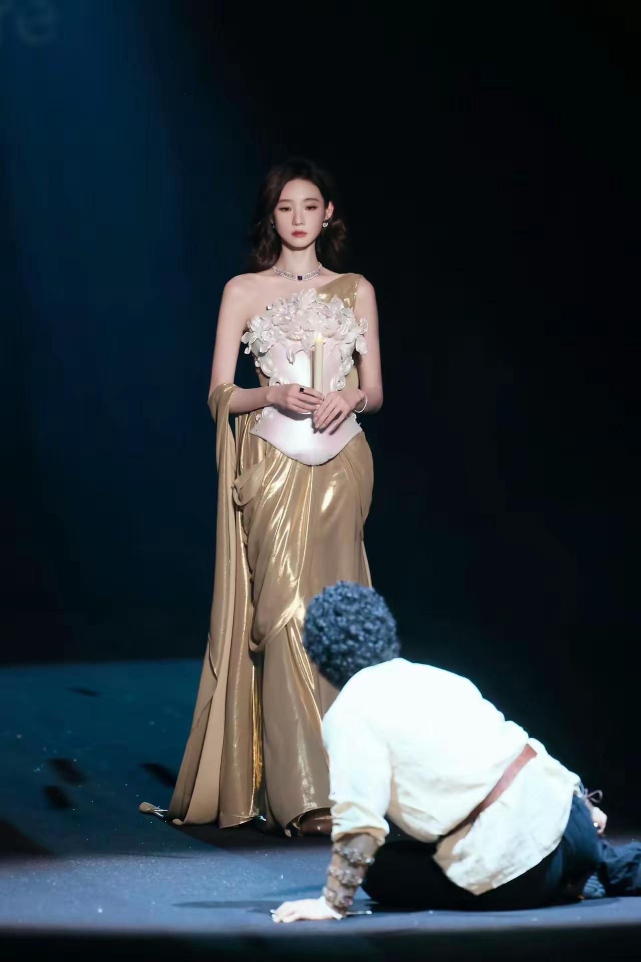 张月，张月，我又爱了