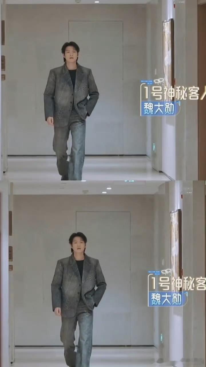 多年好友搭配超合拍，何老师维嘉默契十足，再加搞笑担当魏大勋，常驻综艺我一定追何炅