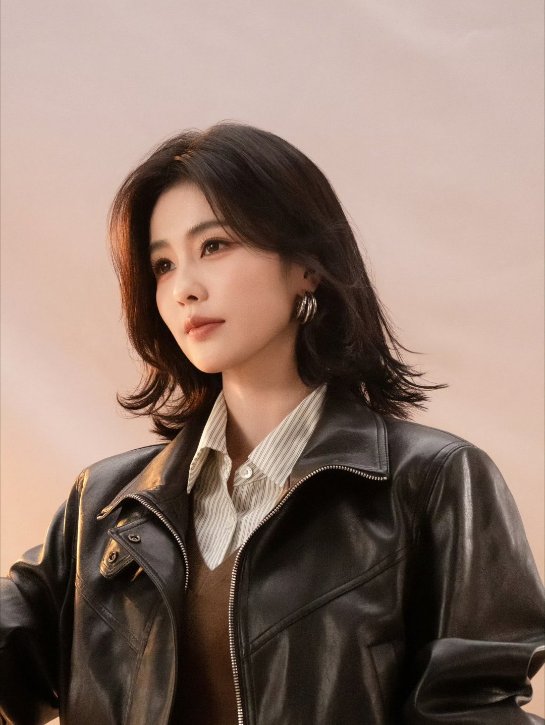 白鹿[超话] bl白鹿李佩仪bl白鹿青雾风鸣“我深知我们的距离，但我始终相信我们