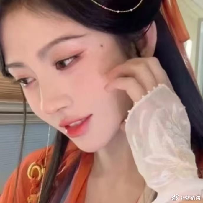 jjy 鞠婧祎露芜衣 jjy鞠婧祎姜黎非jjy鞠婧祎“四川的玫瑰不会因为流言蜚语